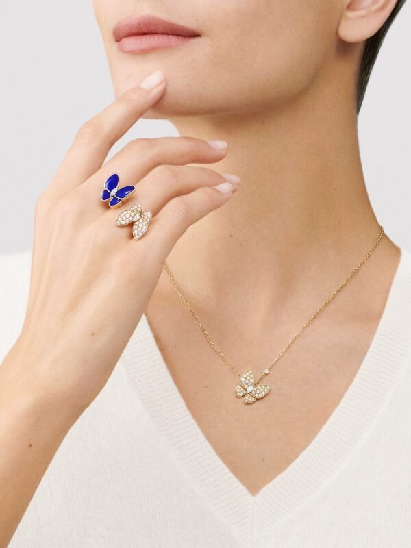 vcarp3dp00 jewelry fauna two butterfly necklace worn alternative