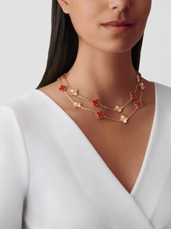 vintage alhambra long necklace, 20 motifs vcarp7ro00 (1)